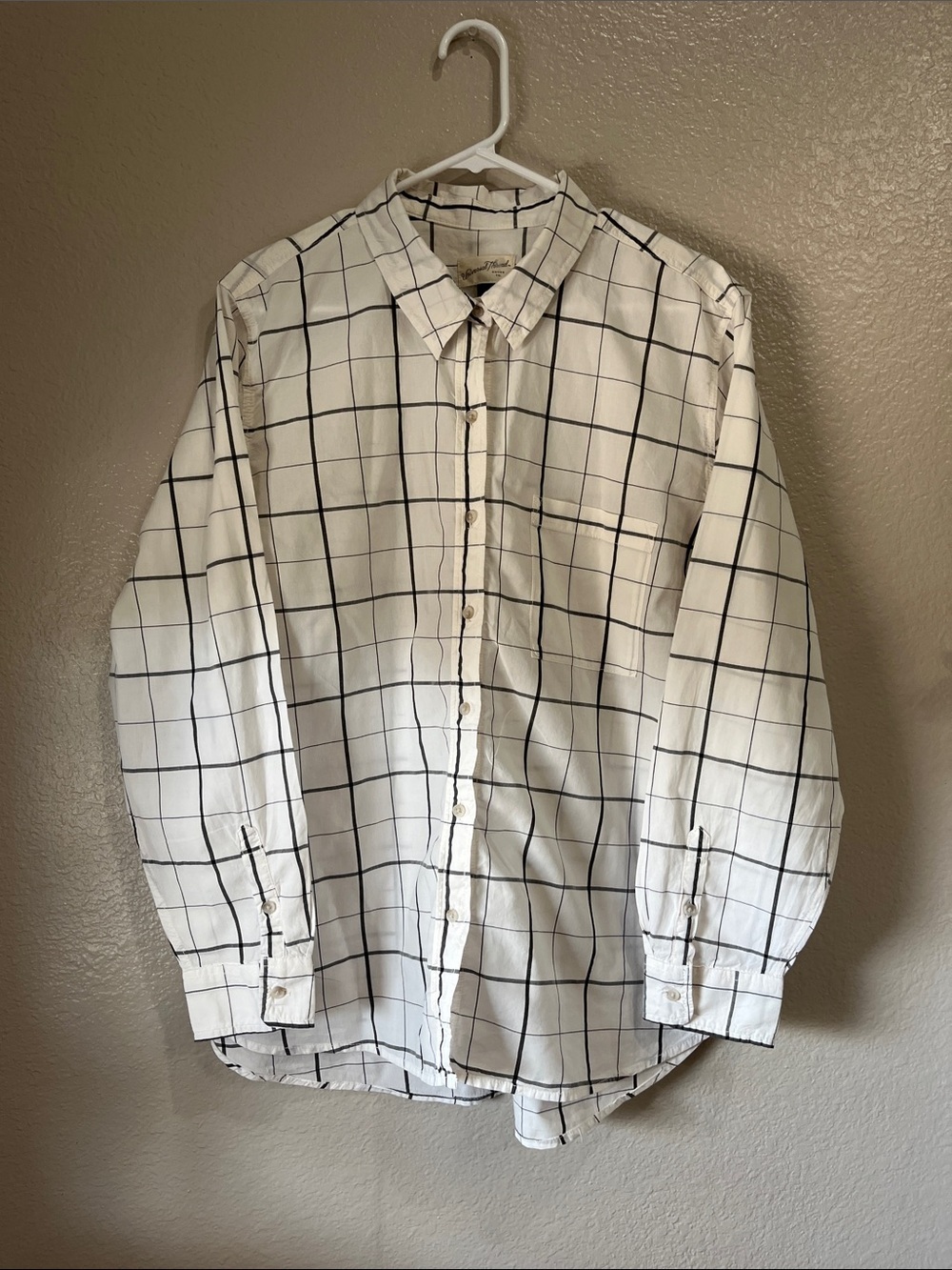 Universal Thread rWhite Button-Down Shirt Black Windowpane  Sz XL Casual TC0470